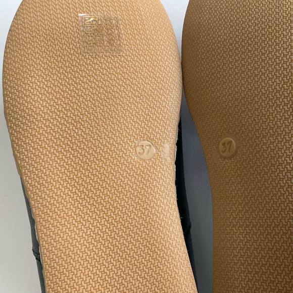 CHARIX Classic Handmade Hunter Green Slip On Flats Size EU 37 Size 7 NWOT - Picture 5 of 7